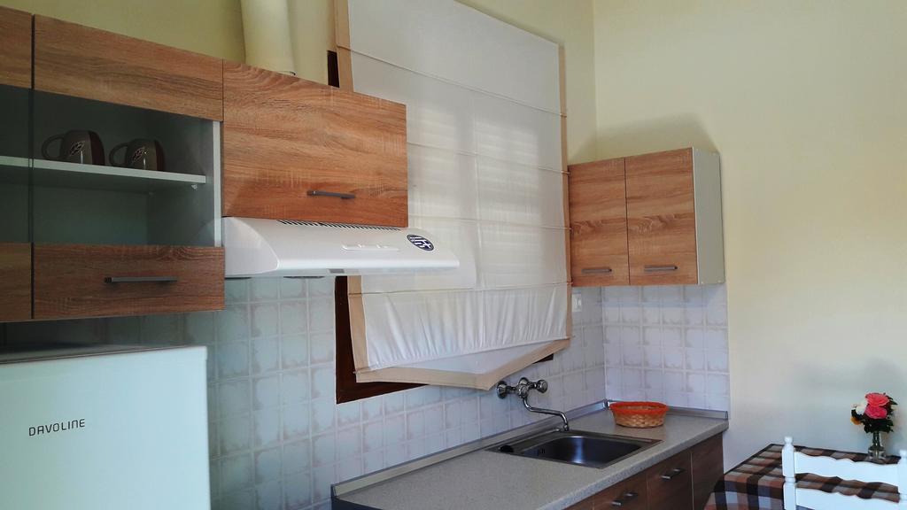 Varvara Studios & Apartments II Peroulades  Екстериор снимка
