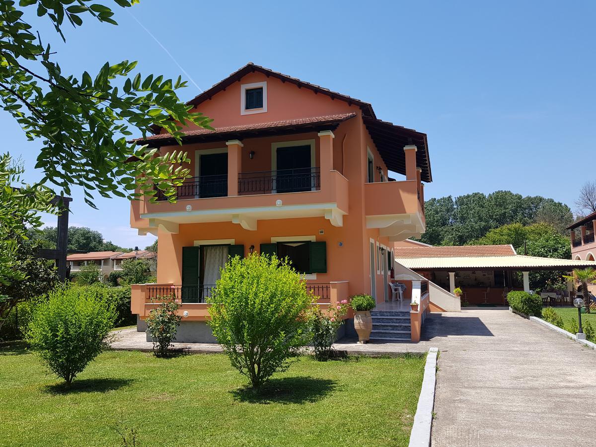 Varvara Studios & Apartments II Peroulades  Екстериор снимка