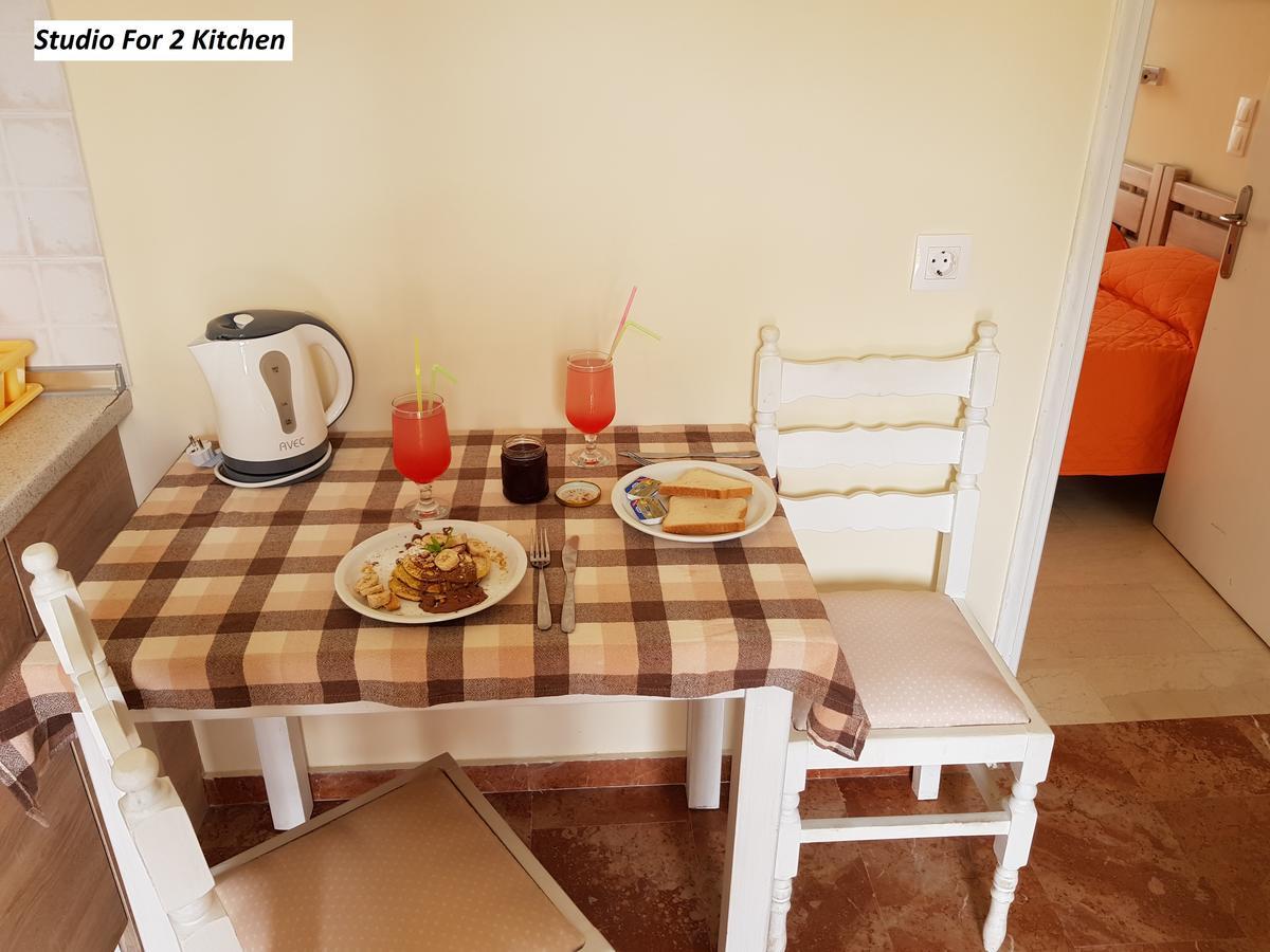 Varvara Studios & Apartments II Peroulades  Екстериор снимка