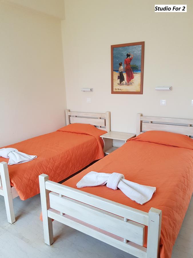 Varvara Studios & Apartments II Peroulades  Екстериор снимка